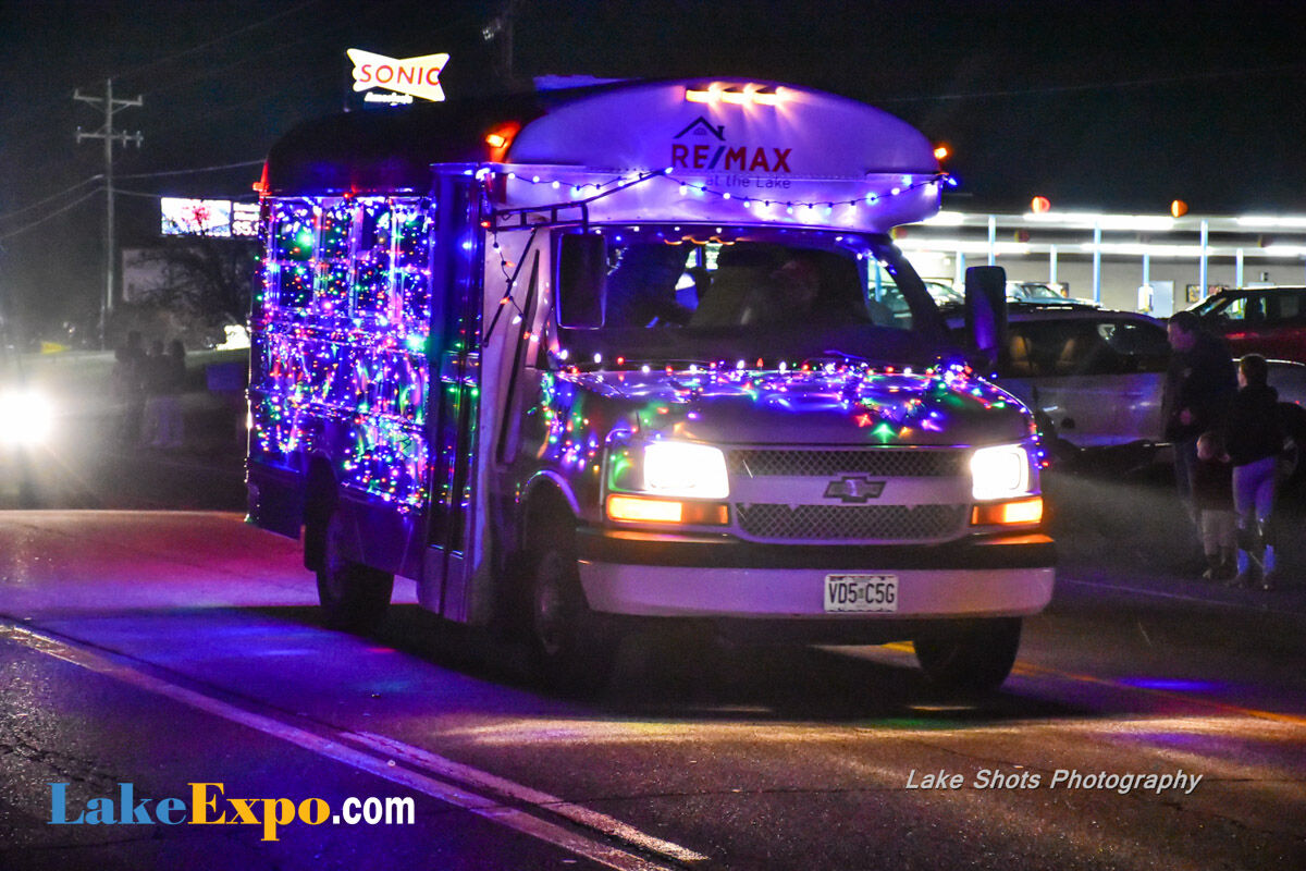 Laurie Christmas Parade 086-89.jpg